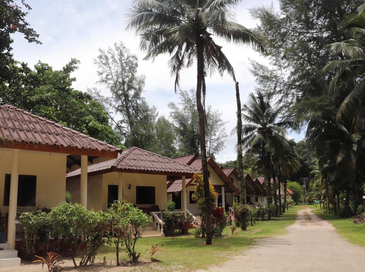 Smilebeach Resort Khaolak Khao Lak Dış mekan fotoğraf