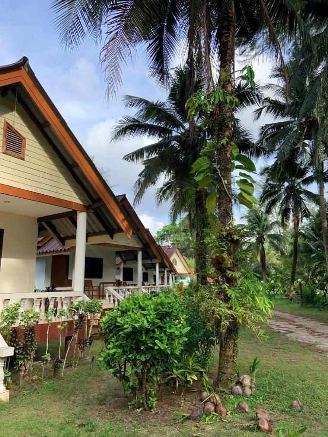 Smilebeach Resort Khaolak Khao Lak Dış mekan fotoğraf