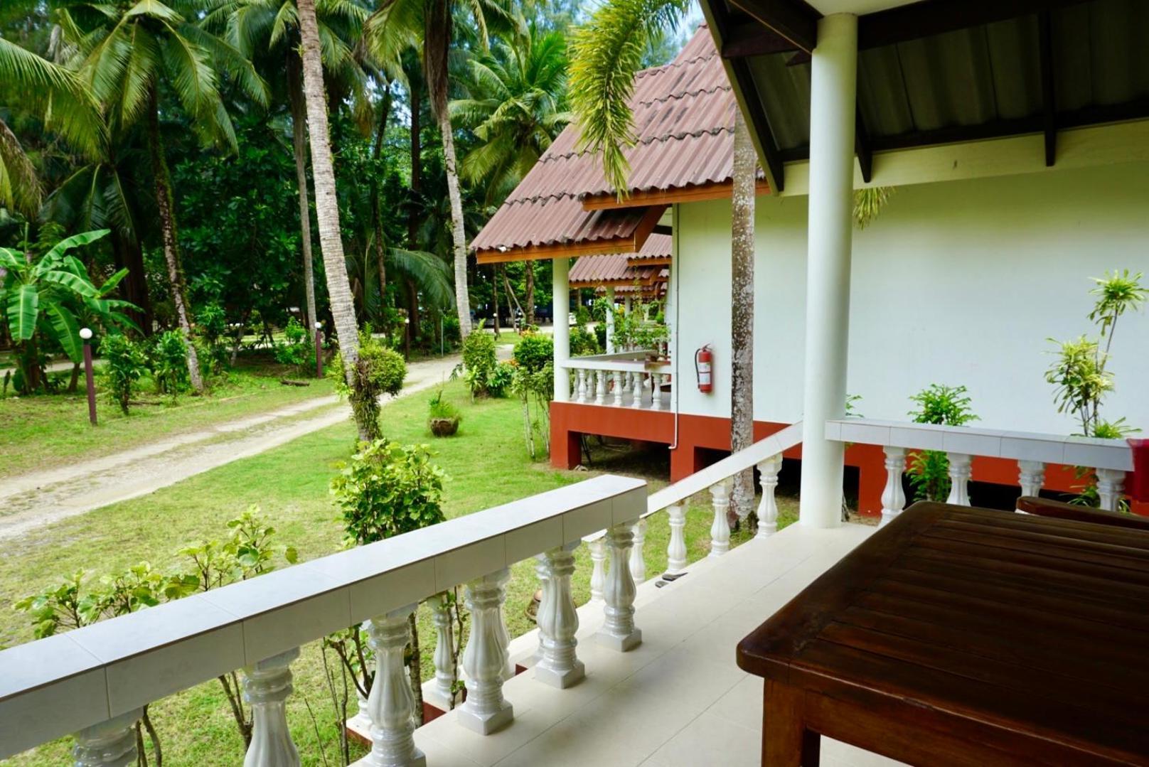 Smilebeach Resort Khaolak Khao Lak Dış mekan fotoğraf